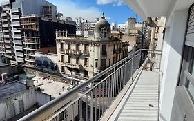A metros del Parana - Calle Santa Fe